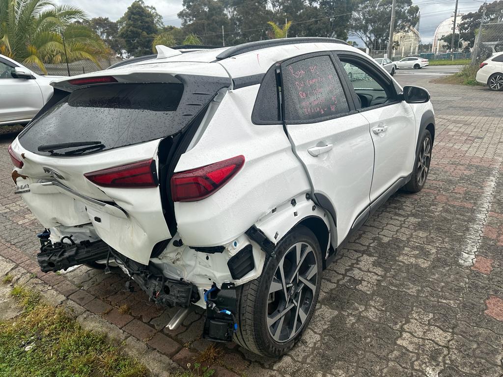 View Auto part Left Door Mirror Hyundai Kona 2022