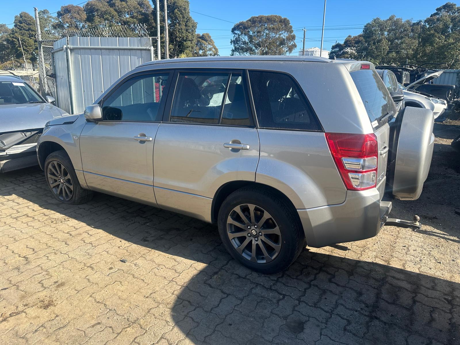 2015 Suzuki Vitara Rear Bumper View Auto part Rear Bumper Suzuki Vitara 2015