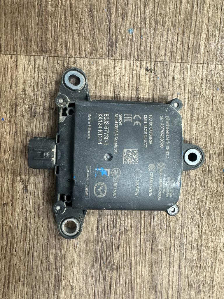 View Auto part Reverse Camera Mazda 3 2020