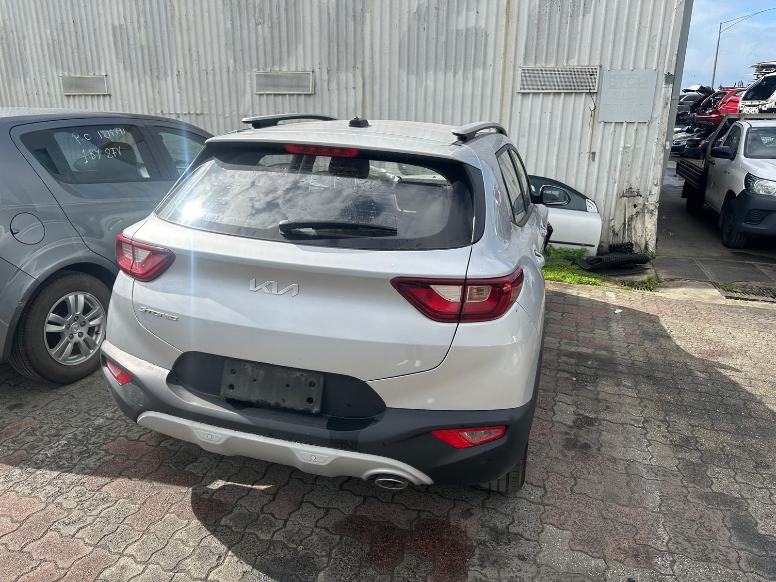 View Auto part Bootlid/Tailgate Kia Stonic 2023