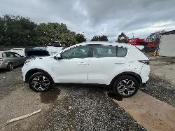 View Auto part Left Rear Trailing Arm Kia Sportage 2020