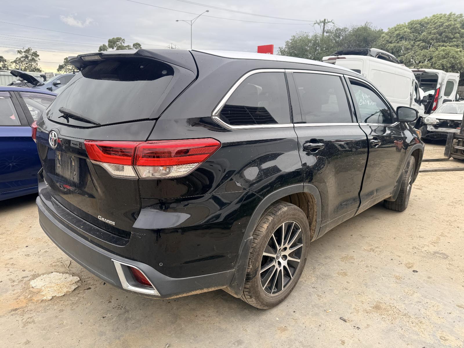 View Auto part Wheel Mag Toyota Kluger 2017