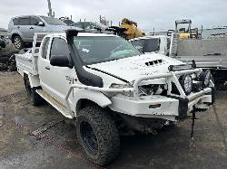 View Auto part Sunvisor Toyota Hilux 2014
